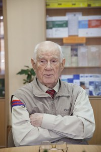 Кузнецов фото 24-03-2017 в библиотеке СарФТИ - копия
